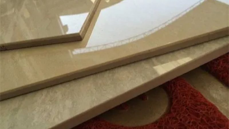 柔光大理石瓷砖与亮光瓷砖：抗污性能的较量